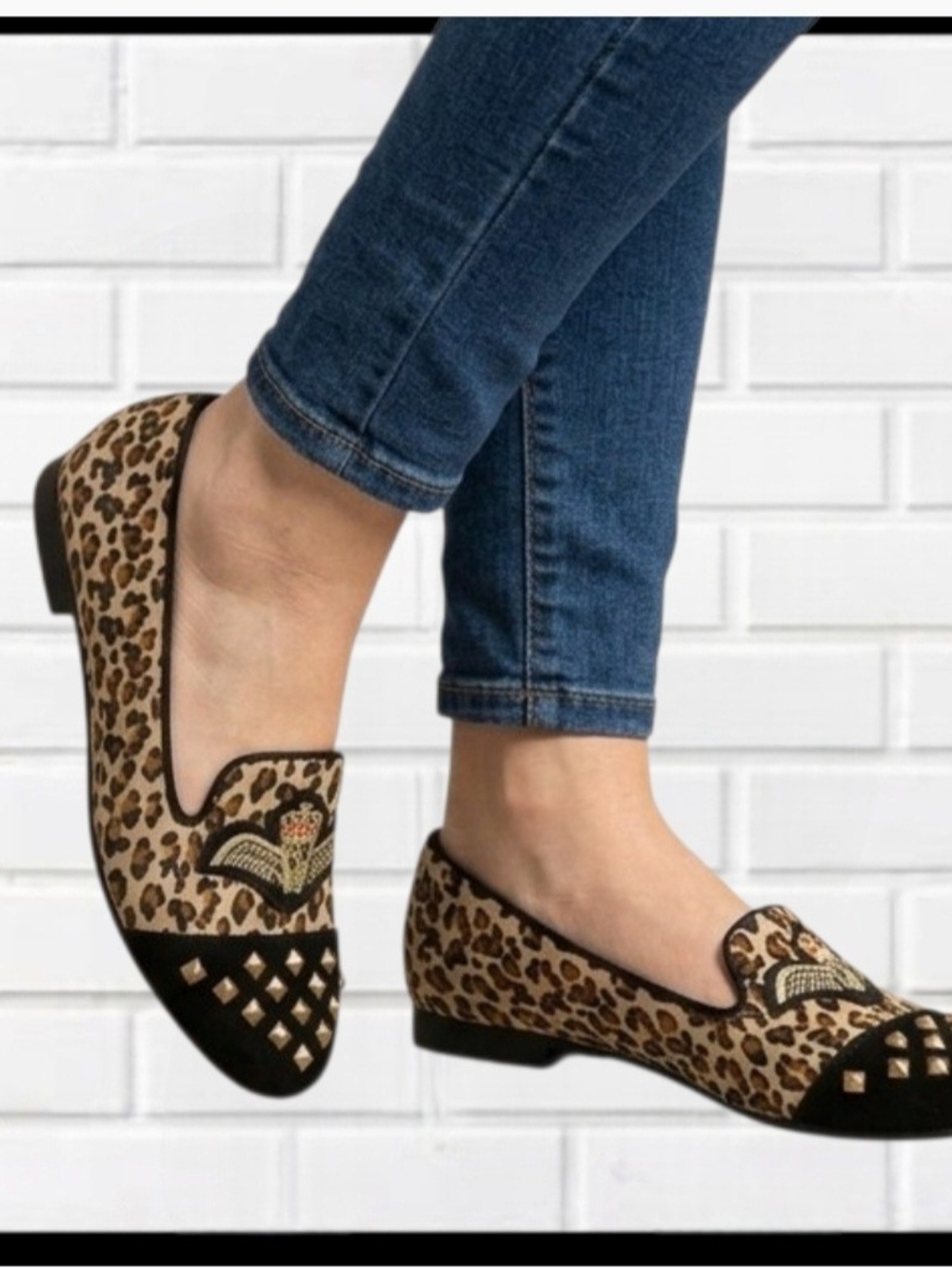 NIB LILIANA Leopard Studded Crown Crest Loafers Flats Sz 8.5